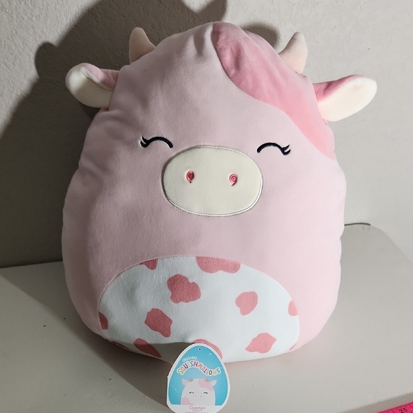 Caedyn Squishmallows cow 16 ish inch - Picture 1 of 3